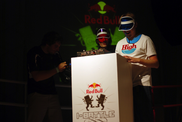 Tata bojs zvítězili v Red Bull i-Battle